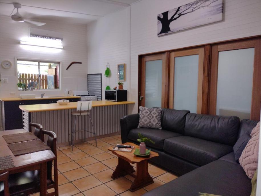 Bargara Gardens Boutique Villas Buitenkant foto