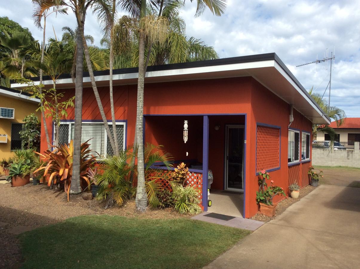 Bargara Gardens Boutique Villas Buitenkant foto