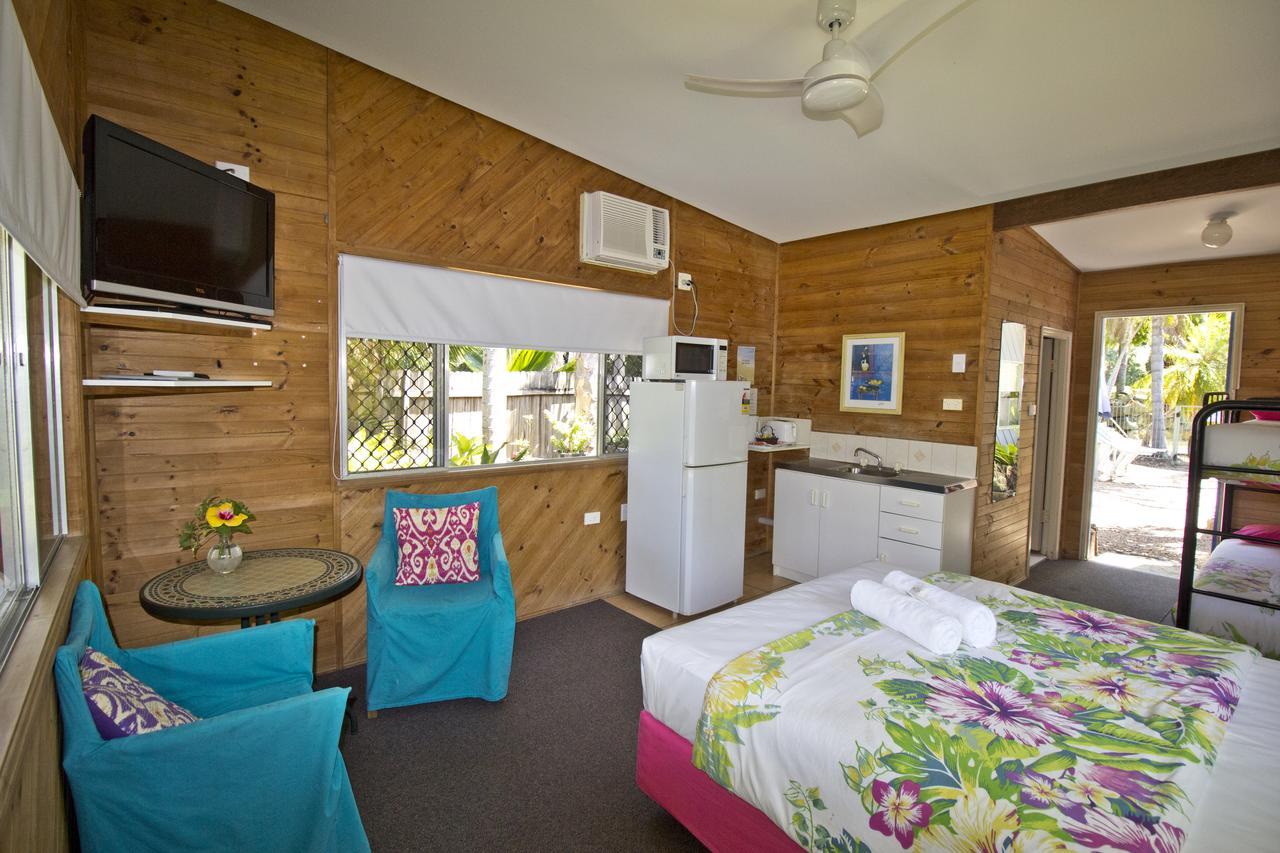 Bargara Gardens Boutique Villas Buitenkant foto