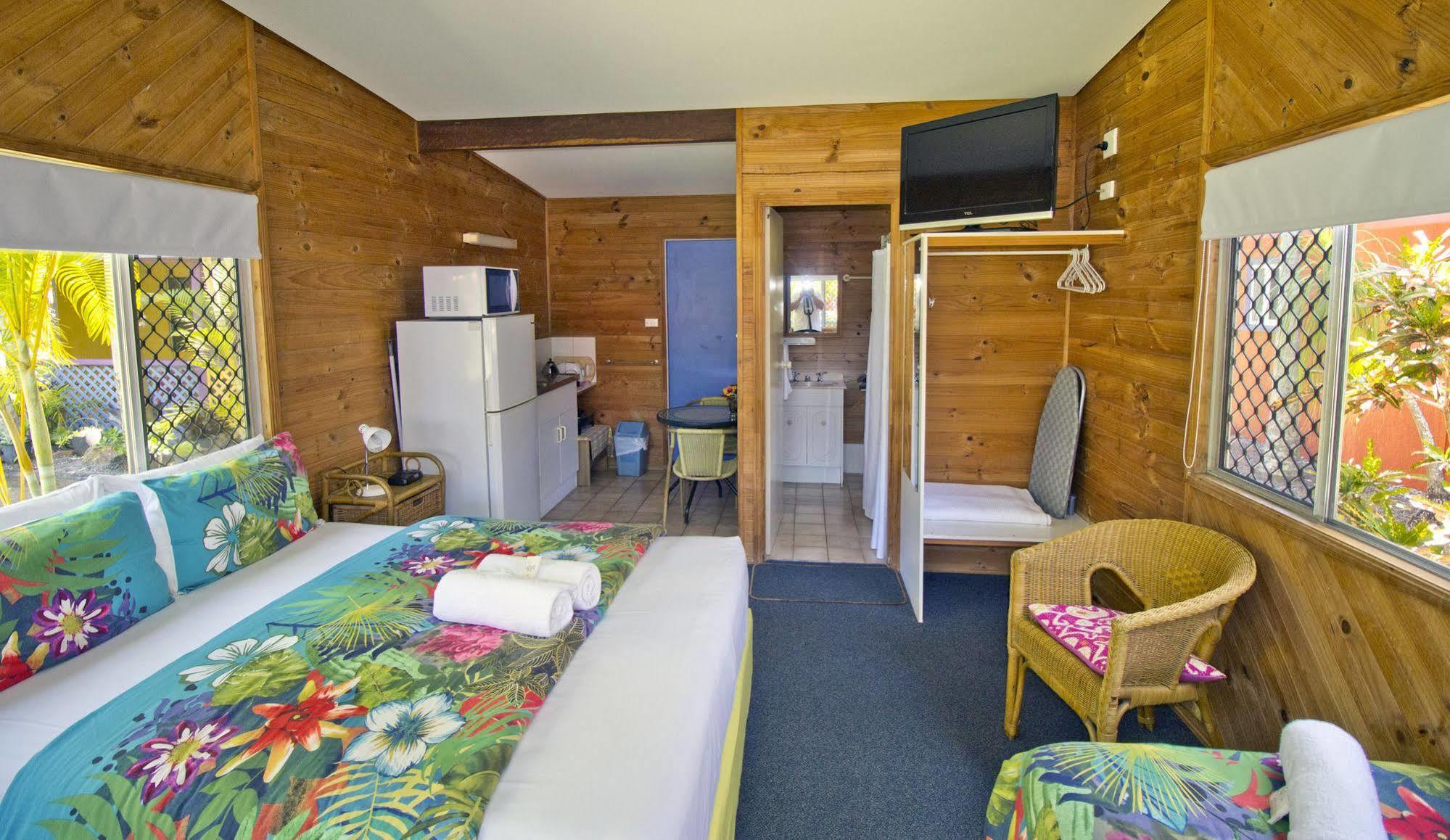 Bargara Gardens Boutique Villas Buitenkant foto