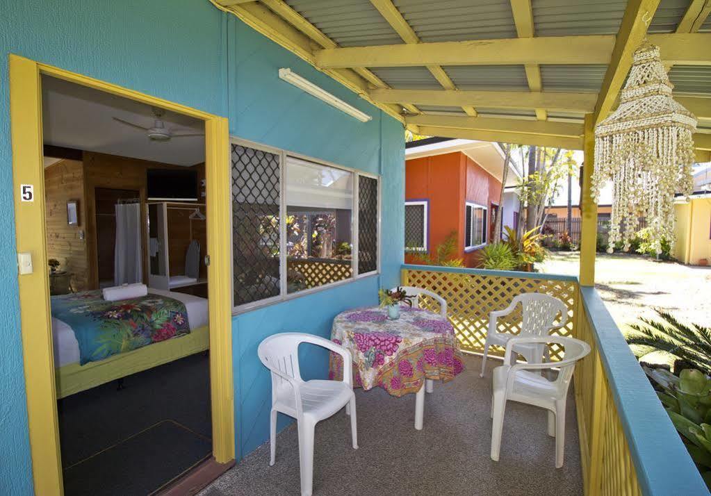 Bargara Gardens Boutique Villas Buitenkant foto