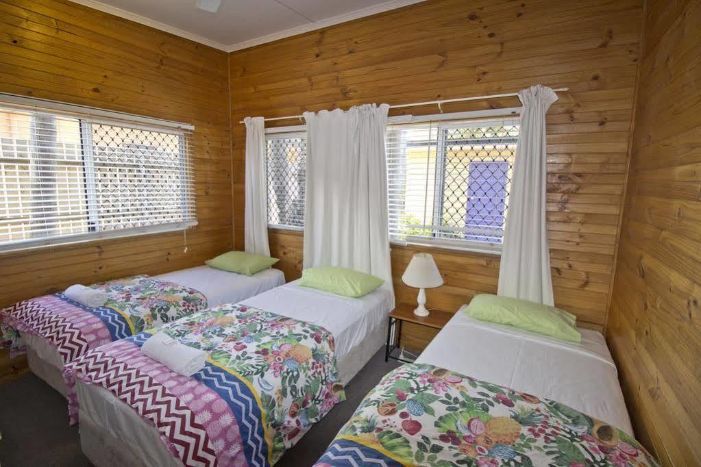 Bargara Gardens Boutique Villas Buitenkant foto
