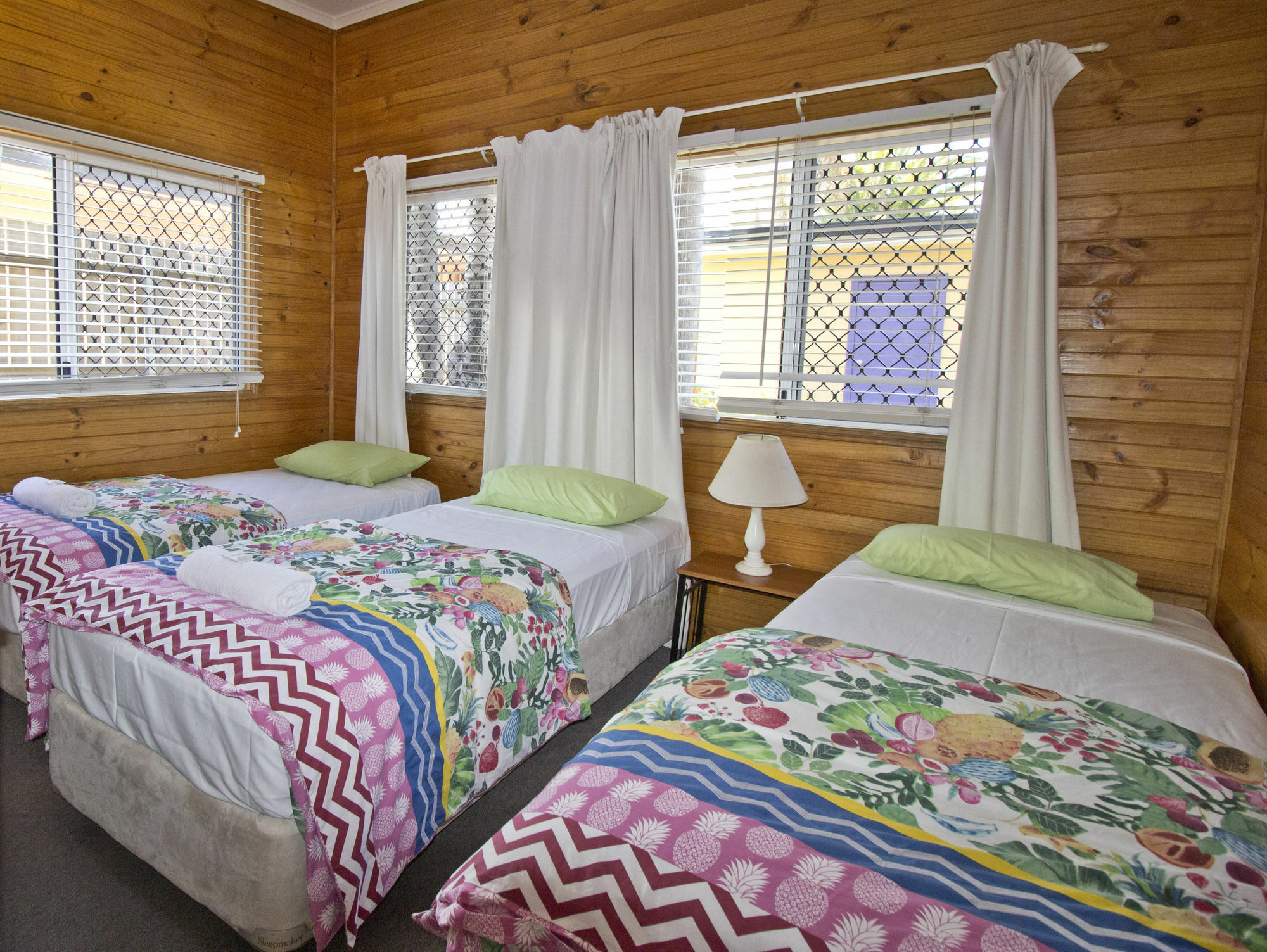 Bargara Gardens Boutique Villas Buitenkant foto